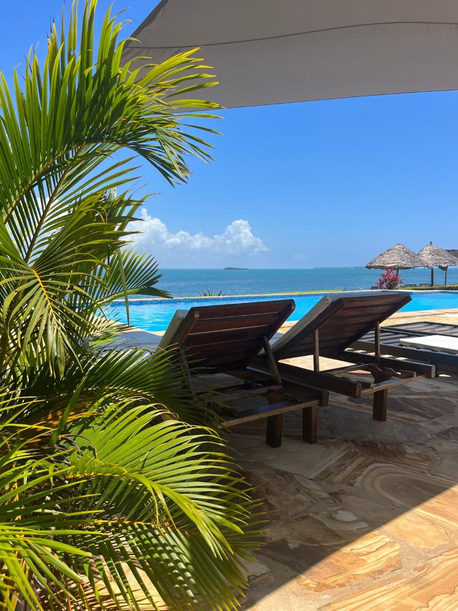 Calamari Beach Resort Zanzibar Exterior photo